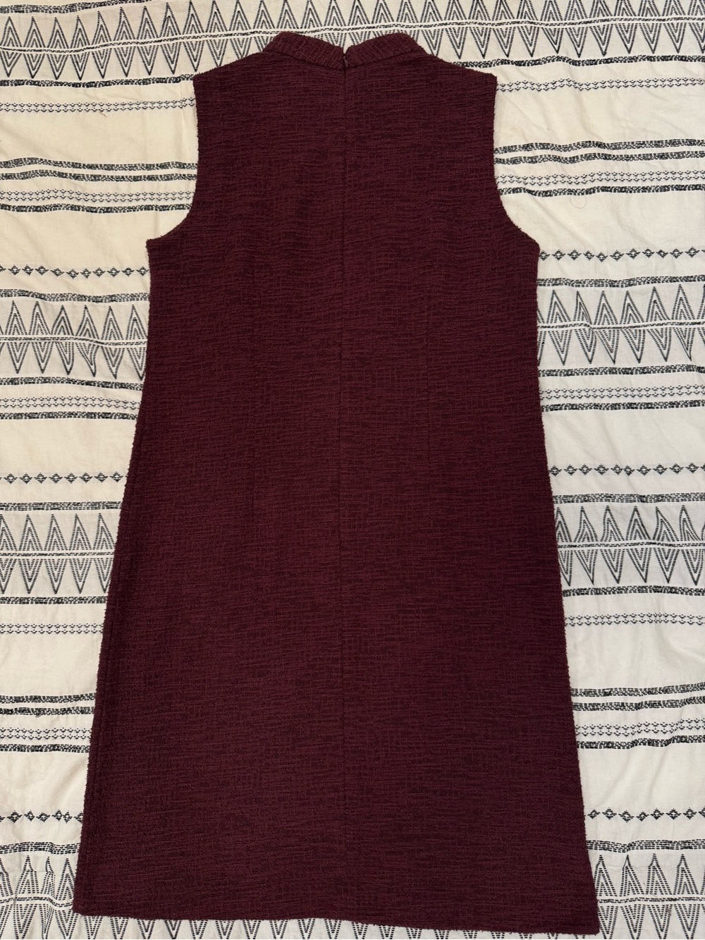 Ann Taylor Factory Textured Deep PlumMock Neck Shift Dress Womens Size 6 - Picture 5 of 9